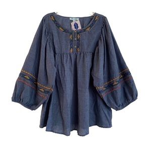 She + Sky Peasant Top Size Large Chambray w/Embroidery New